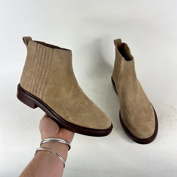 Madewell Chelsea Ankle Boots Women's 7 Camel Suede Pull-On Round Toe Comfort - Picture 1 of 10